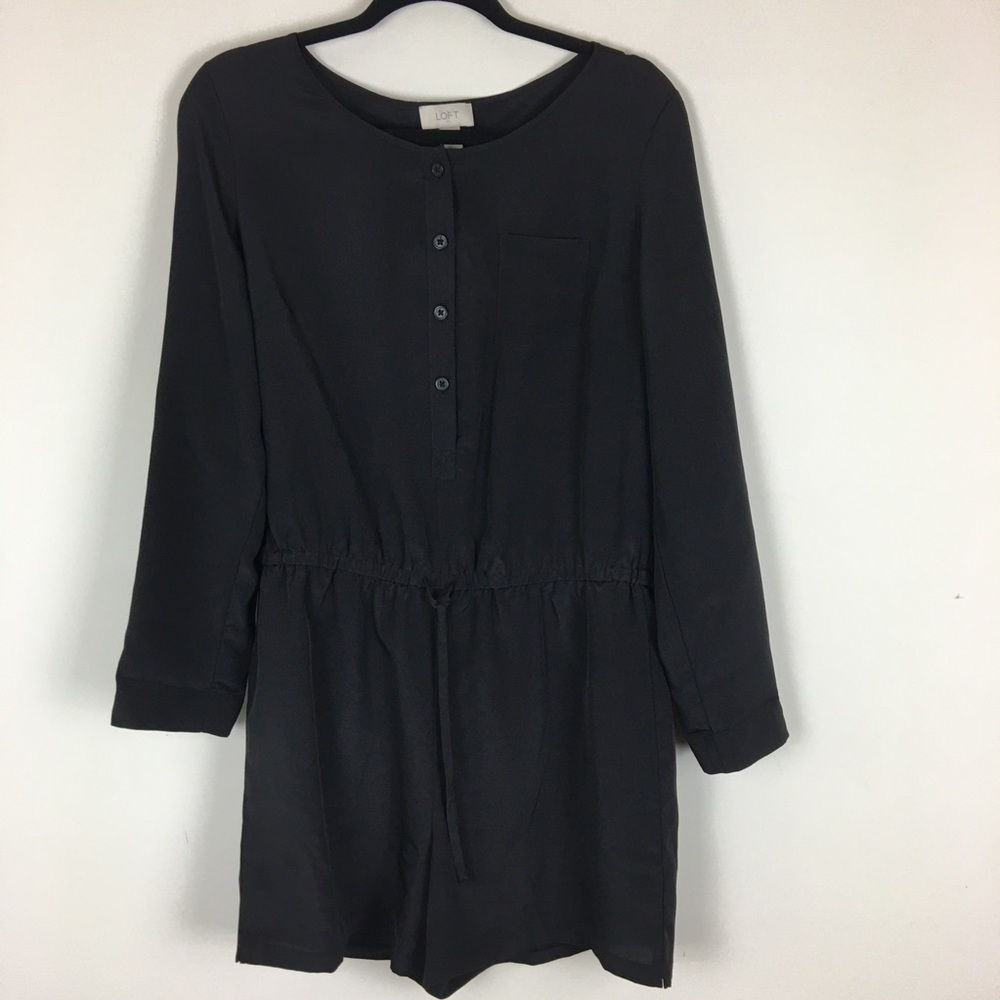 ANN TAYLOR LOFT Black Romper Size 4
